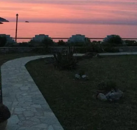 Ξενοδοχείο με διαμερίσματα Del Sol