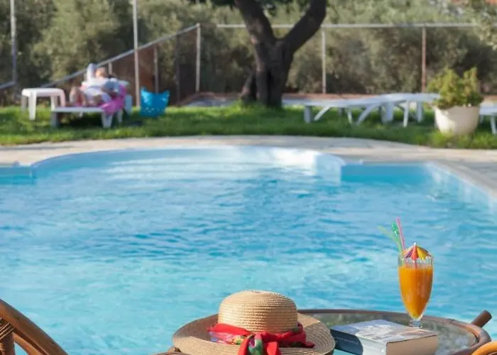 Del Sol Skopelos Aparthotel 4*